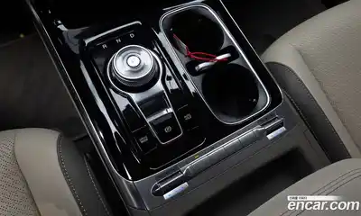 Kia Canival 2023 3.5 Автомат в Москве № 756, миниатюра 5