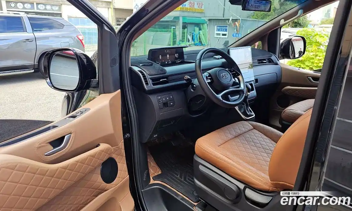 Hyundai Staria 2023 2.2 Автомат в Москве № 9469, фото 13