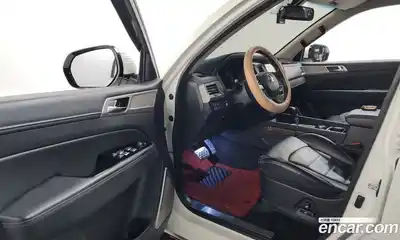 SsangYong Rexton 2018 2.2 Автомат в Москве № 98528, миниатюра 5