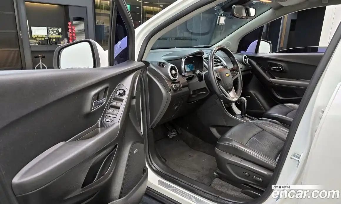 Chevrolet Trax 2013 1.4 Автомат в Москве № 104165, фото 6