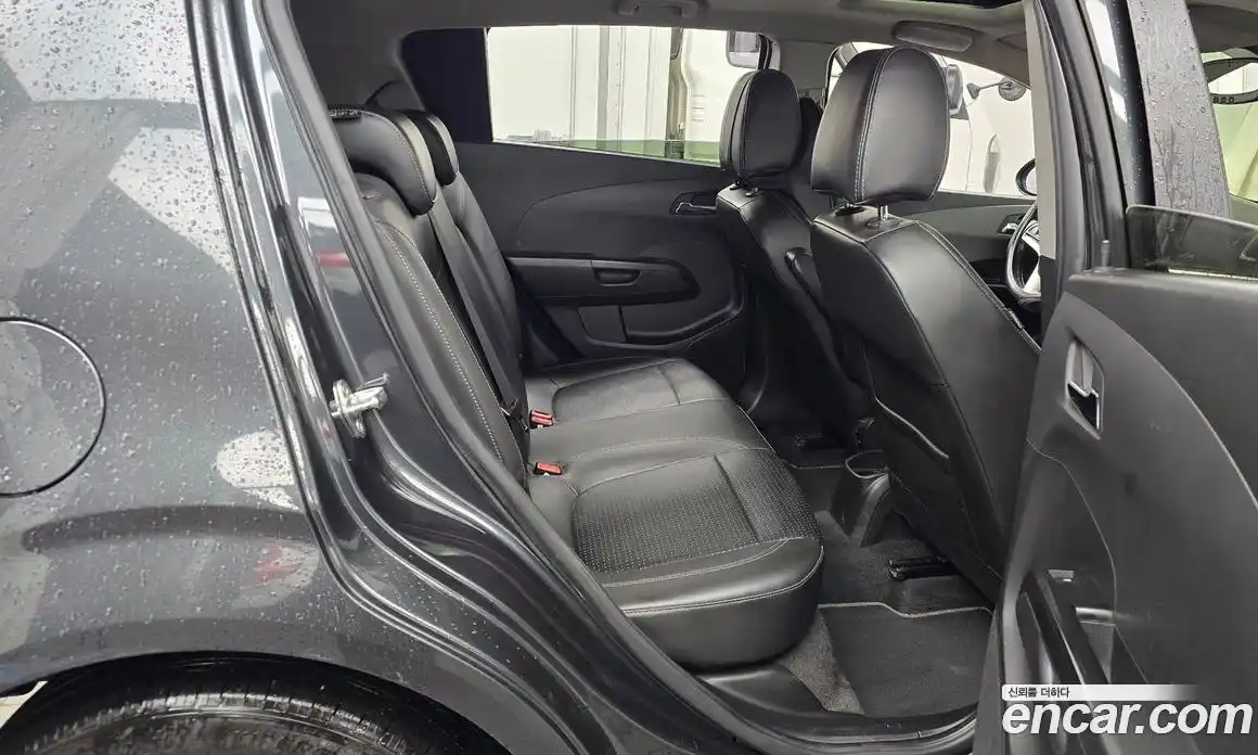 Chevrolet Aveo 2017 1.4 Автомат в Москве № 104919, фото 19