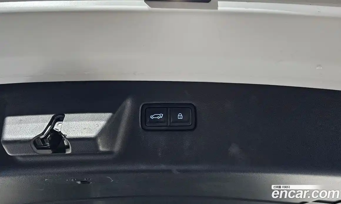 Hyundai Santa Fe 2024 1.6 Автомат в Москве № 108622, фото 13