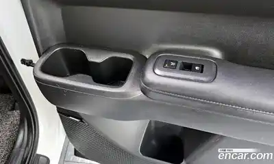 Hyundai Santa Fe 2024 1.6 Автомат в Москве № 108622, миниатюра 8