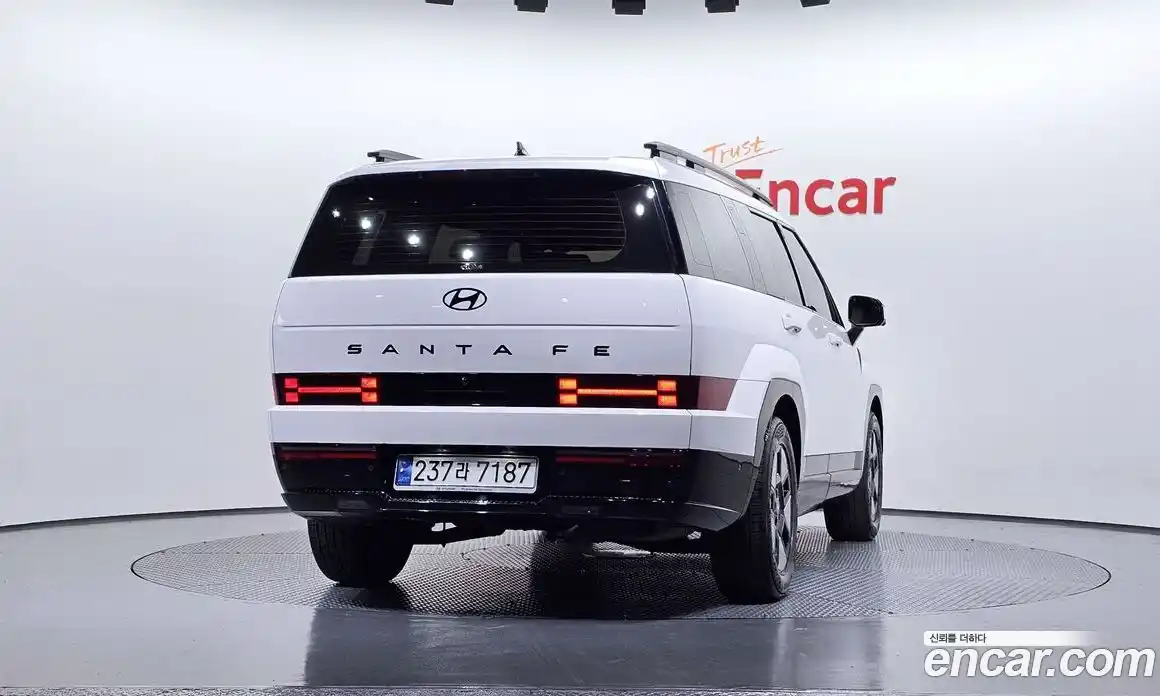 Hyundai Santa Fe 2024 1.6 Автомат в Москве № 108622, фото 10