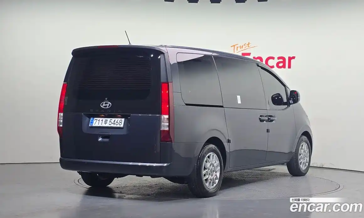 Hyundai Staria 2025 1.6 Автомат в Москве № 109715, фото 13