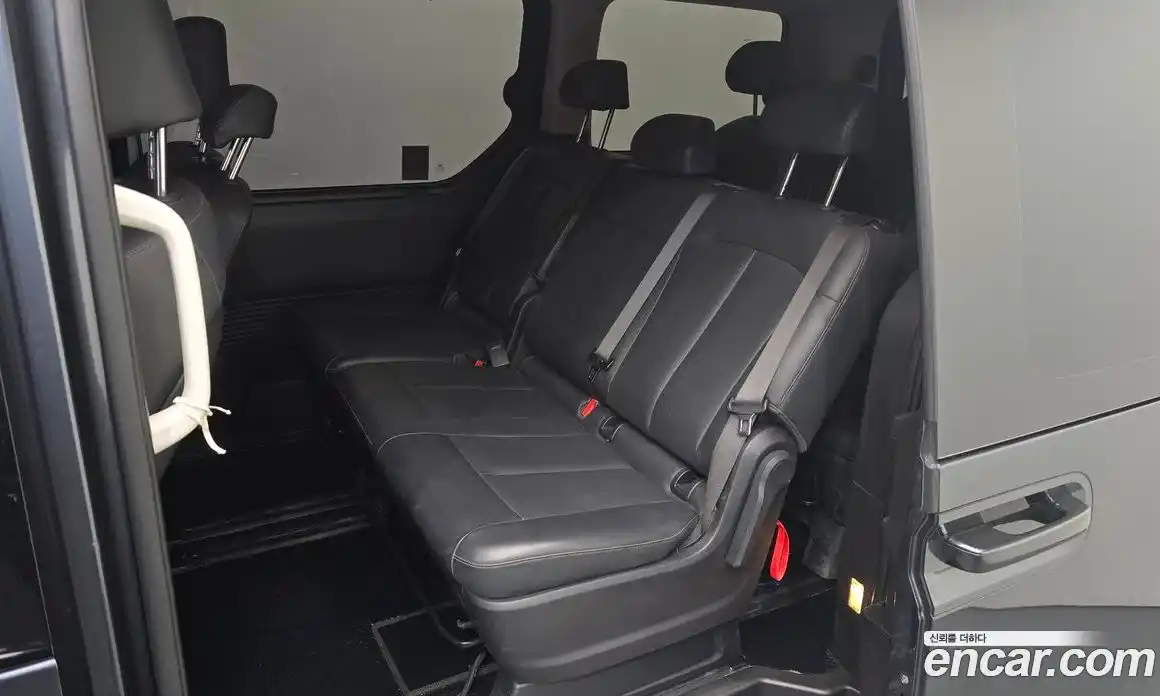 Hyundai Staria 2025 1.6 Автомат в Москве № 109715, фото 7