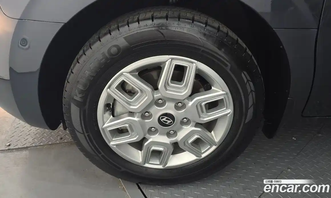 Hyundai Staria 2025 1.6 Автомат в Москве № 109715, фото 10