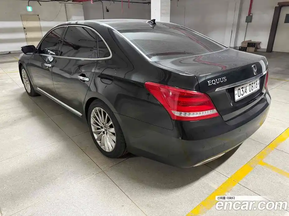 Hyundai Equus 2015 3.8 Автомат в Москве № 110933, фото 12