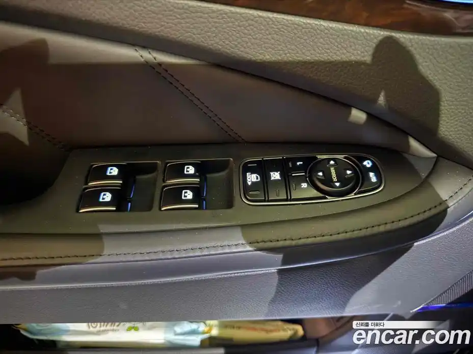 Hyundai Equus 2015 3.8 Автомат в Москве № 110933, фото 5