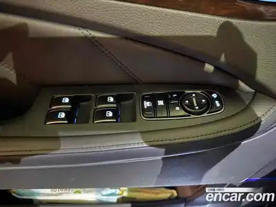 Hyundai Equus 2015 3.8 Автомат в Москве № 110933, миниатюра 5