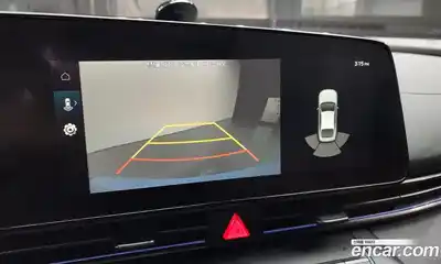 Hyundai Avante 2022 2.0 Механическая в Москве № 112077, миниатюра 5