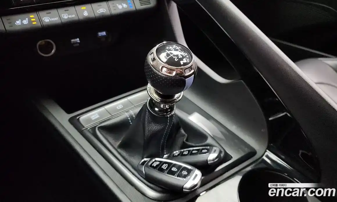 Hyundai Avante 2022 2.0 Механическая в Москве № 112077, фото 6