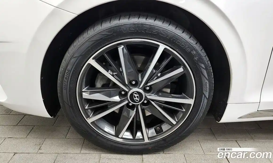 Hyundai Grandeur 2022 2.5 Автомат в Москве № 112334, фото 11