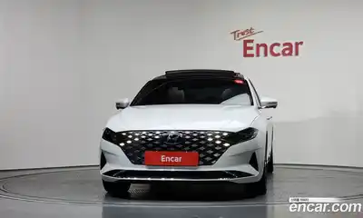 Hyundai Grandeur 2022 2.5 Автомат в Москве № 112334, миниатюра 2