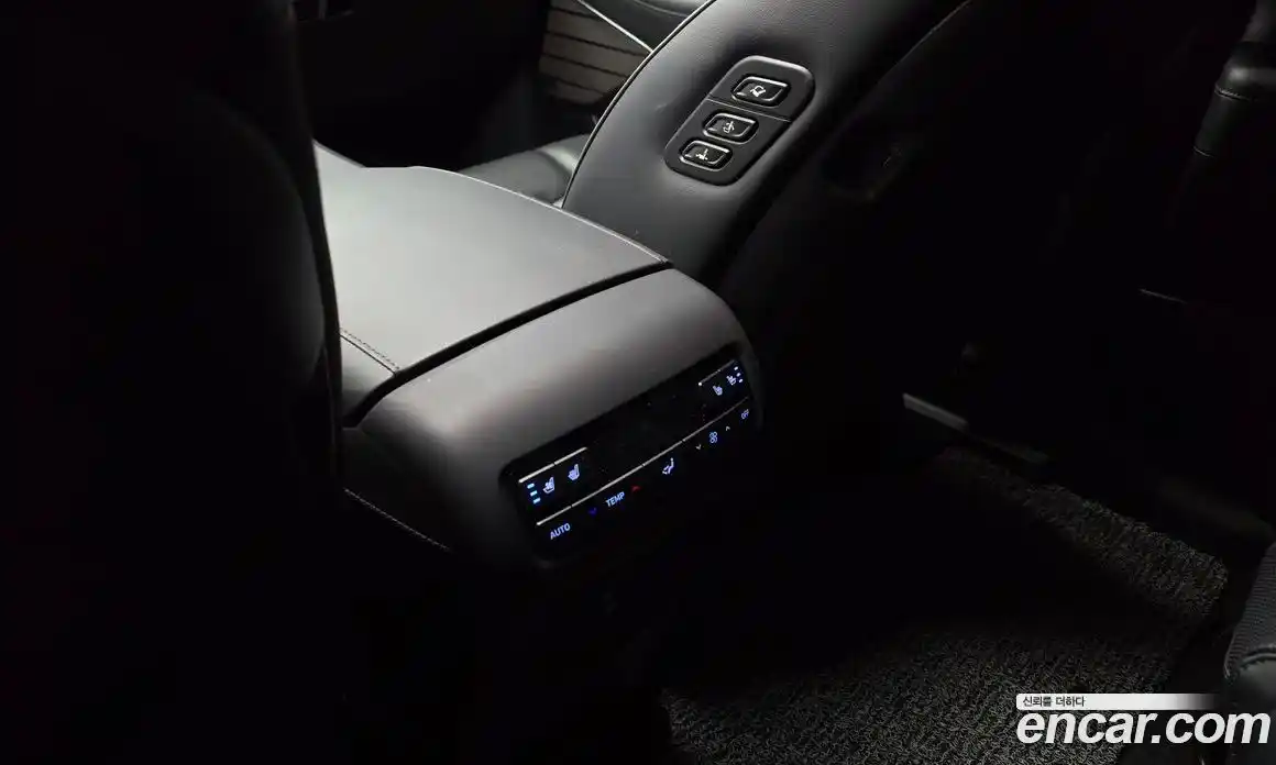 Hyundai Palisade 2023 2.2 Автомат в Москве № 112814, фото 17