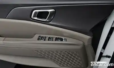 Kia Canival 2025 2.2 Автомат в Москве № 114204, миниатюра 8