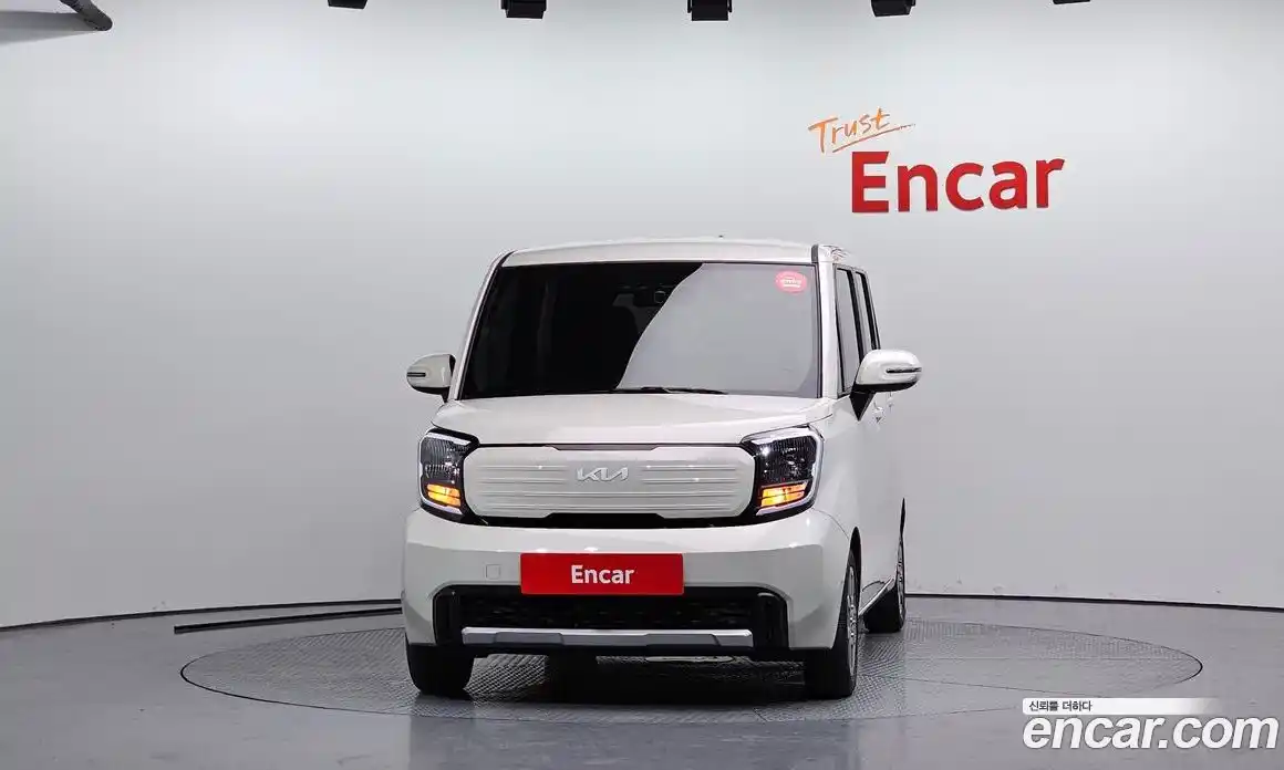 Kia Ray 2024 1.0 Автомат в Москве № 114759, фото 13