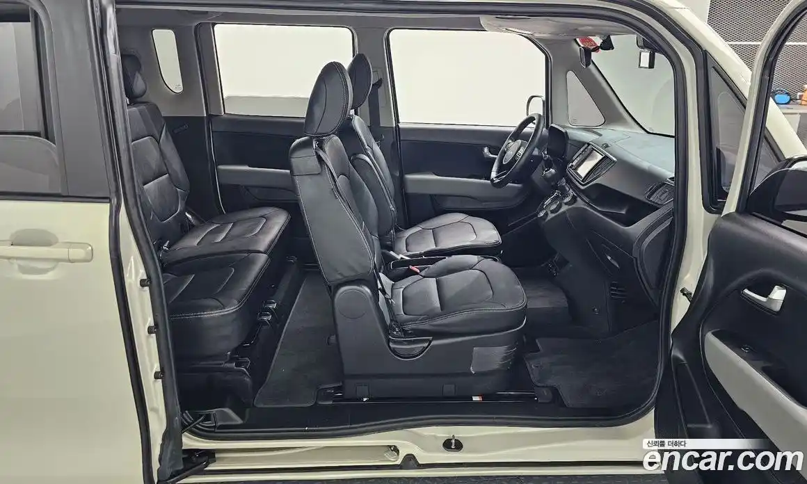 Kia Ray 2024 1.0 Автомат в Москве № 114759, фото 18