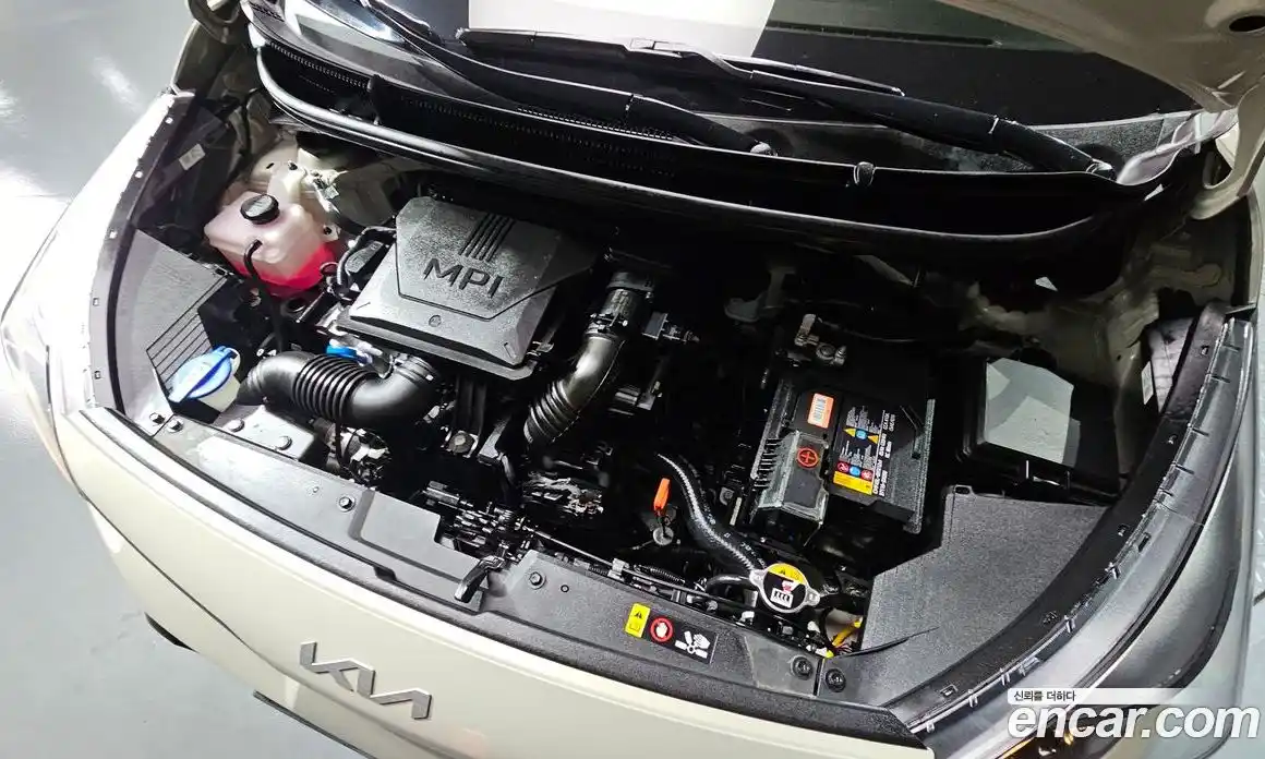 Kia Morning 2023 1.0 Автомат в Москве № 115707, фото 10