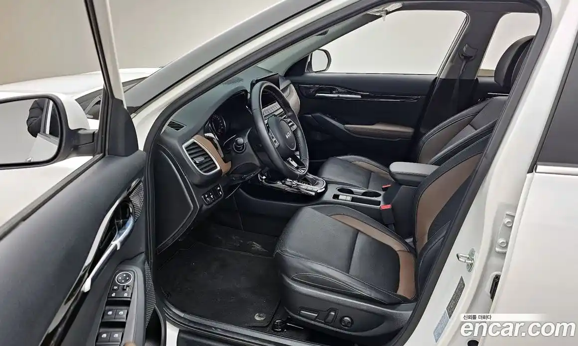 Kia Seltos 2023 1.6 Автомат в Москве № 121414, фото 12