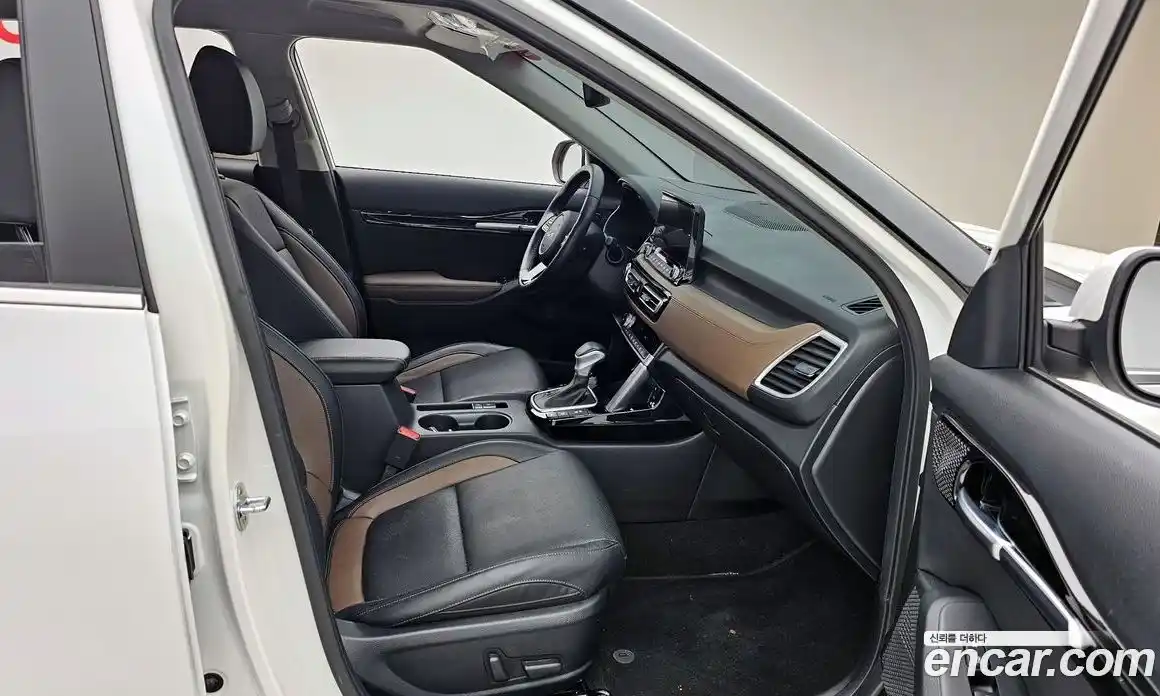 Kia Seltos 2023 1.6 Автомат в Москве № 121414, фото 6