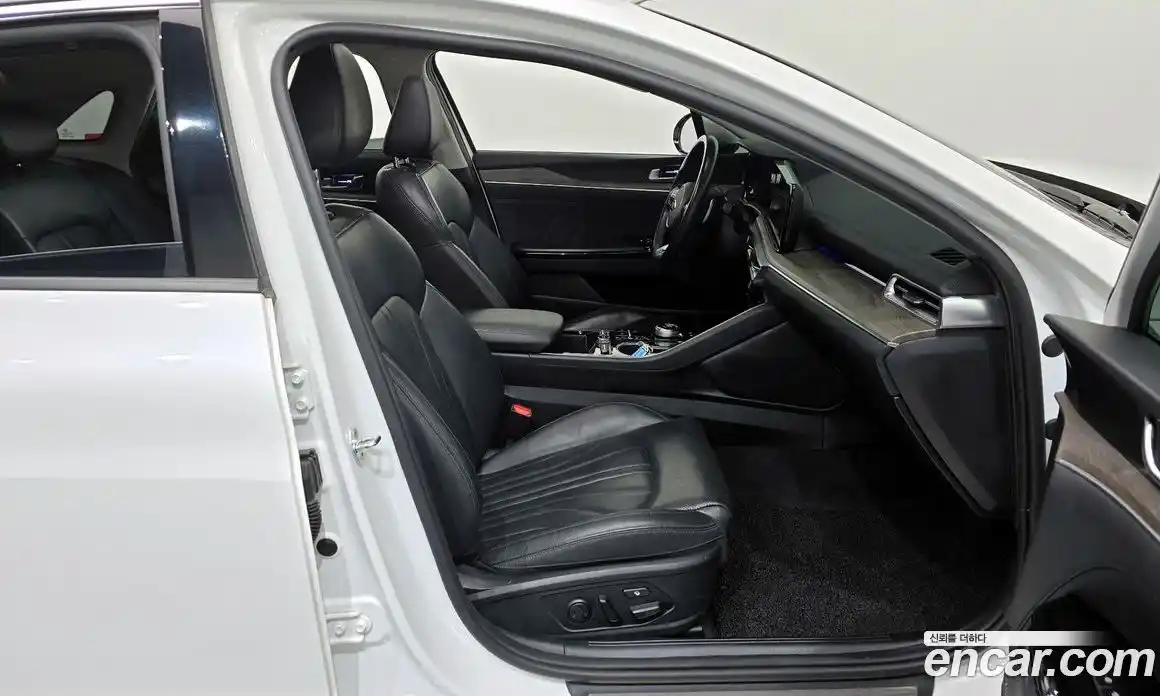 Kia K5 2020 1.6 Автомат в Москве № 122032, фото 16