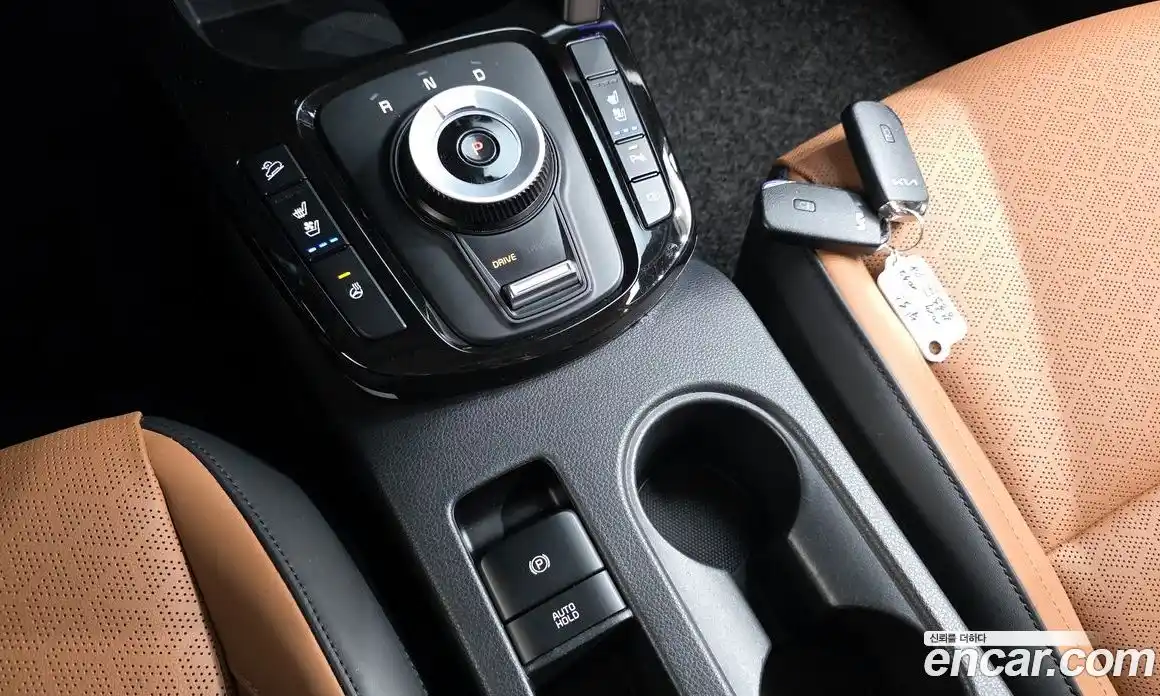 Kia Seltos 2023 1.6 Автомат в Москве № 122244, фото 8