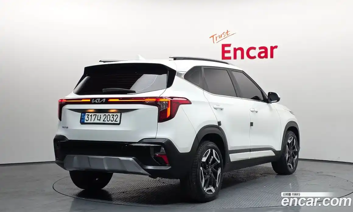 Kia Seltos 2023 1.6 Автомат в Москве № 122244, фото 10