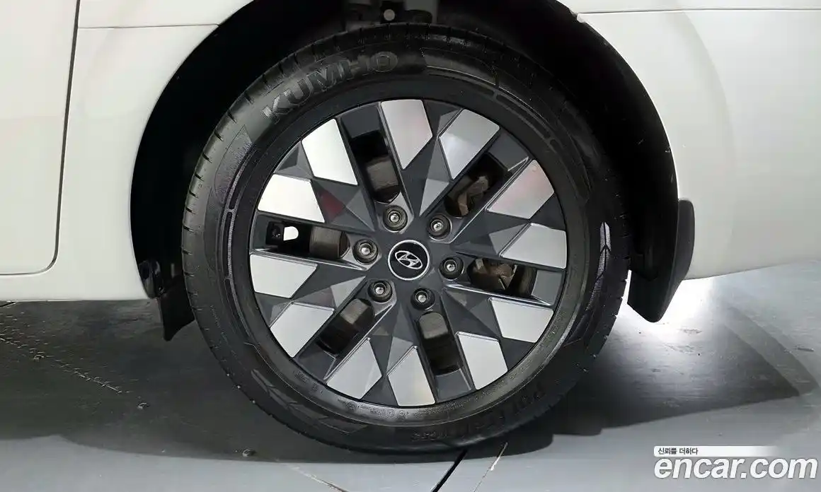 Hyundai Staria 2022 3.5 Автомат в Москве № 123644, фото 11