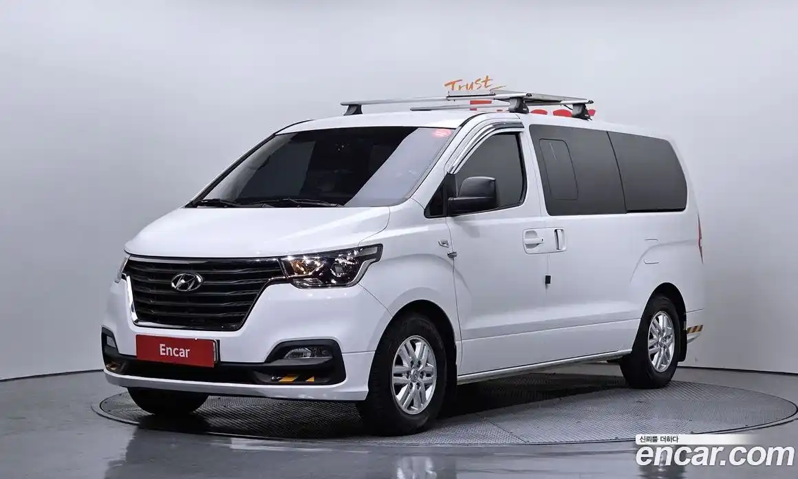 Hyundai Starex 2019 2.5 Автомат в Москве № 125880, фото 14