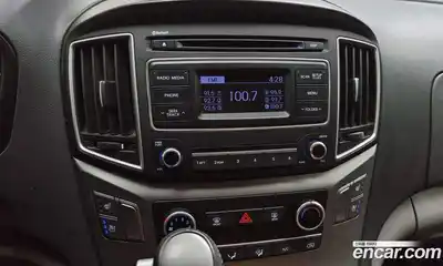 Hyundai Starex 2019 2.5 Автомат в Москве № 125880, миниатюра 3