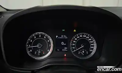 Hyundai Venue 2022 1.6 Автомат в Москве № 126951, миниатюра 11