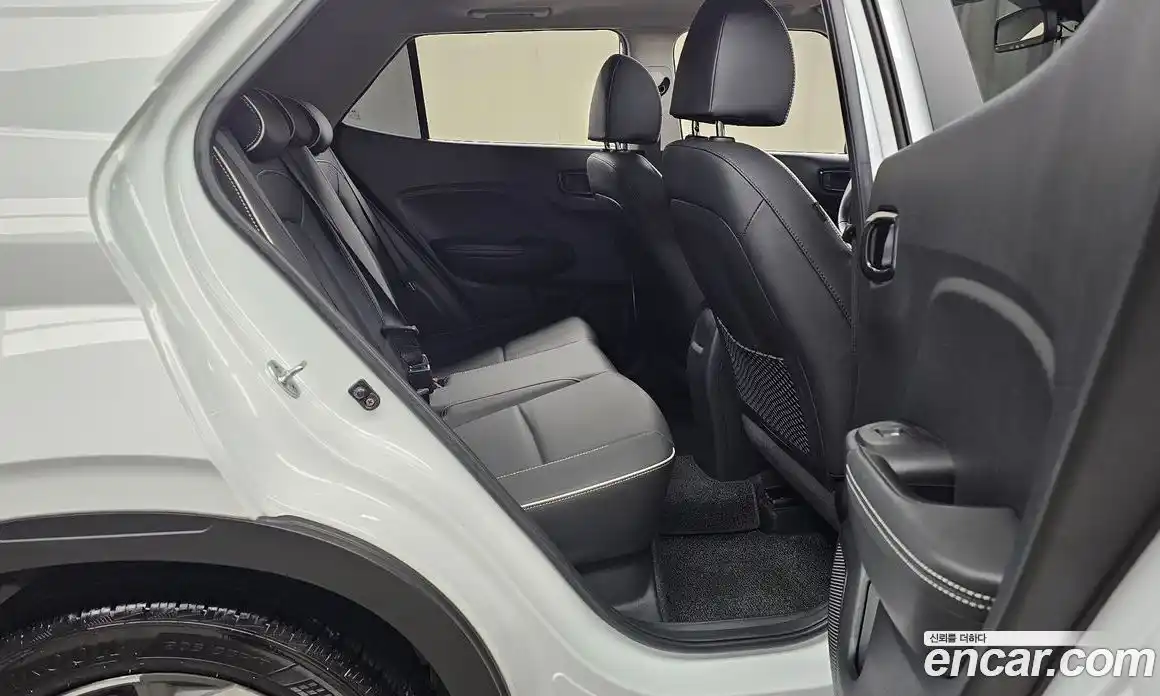 Hyundai Venue 2022 1.6 Автомат в Москве № 126951, фото 15