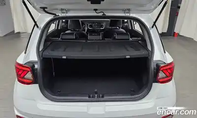 Hyundai Venue 2022 1.6 Автомат в Москве № 126951, миниатюра 6