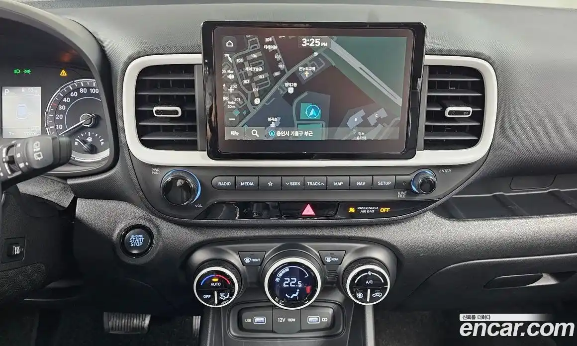 Hyundai Venue 2022 1.6 Автомат в Москве № 126951, фото 8