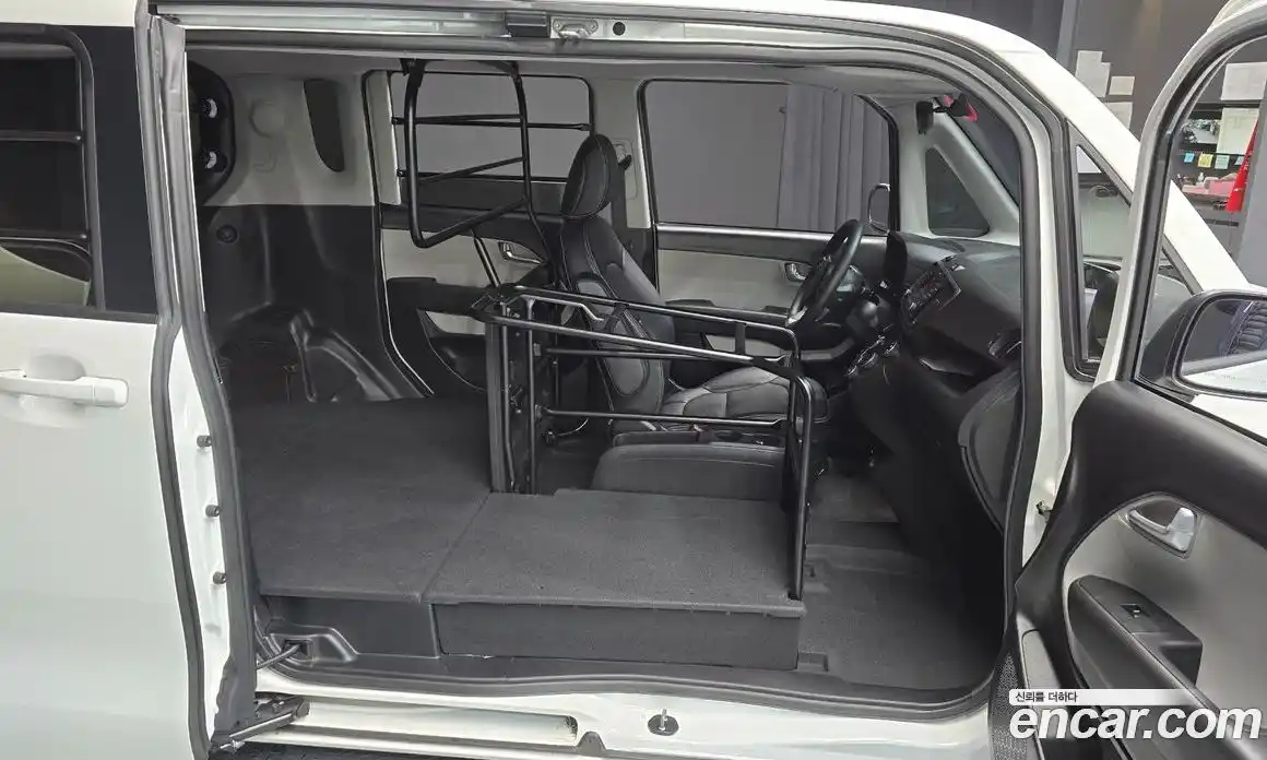 Kia Ray 2023 1.0 Автомат в Москве № 131424, фото 11