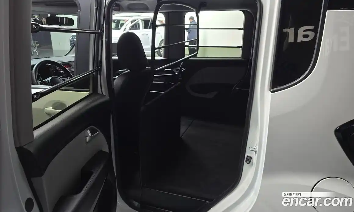 Kia Ray 2023 1.0 Автомат в Москве № 131424, фото 12