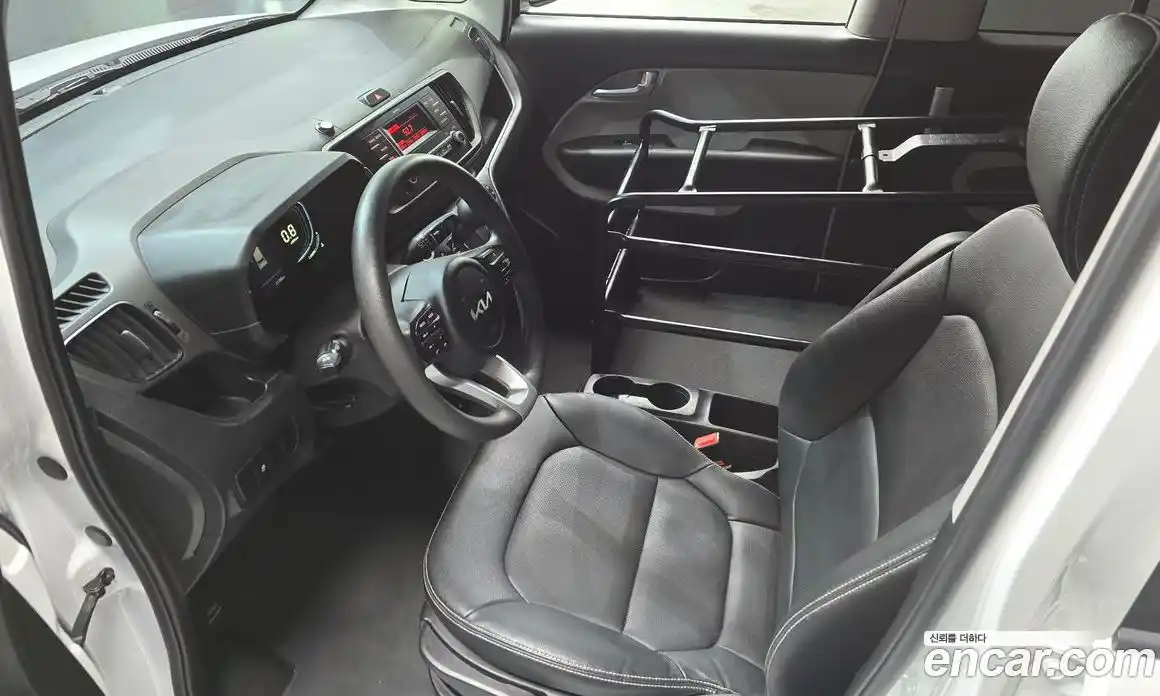 Kia Ray 2023 1.0 Автомат в Москве № 131424, фото 15