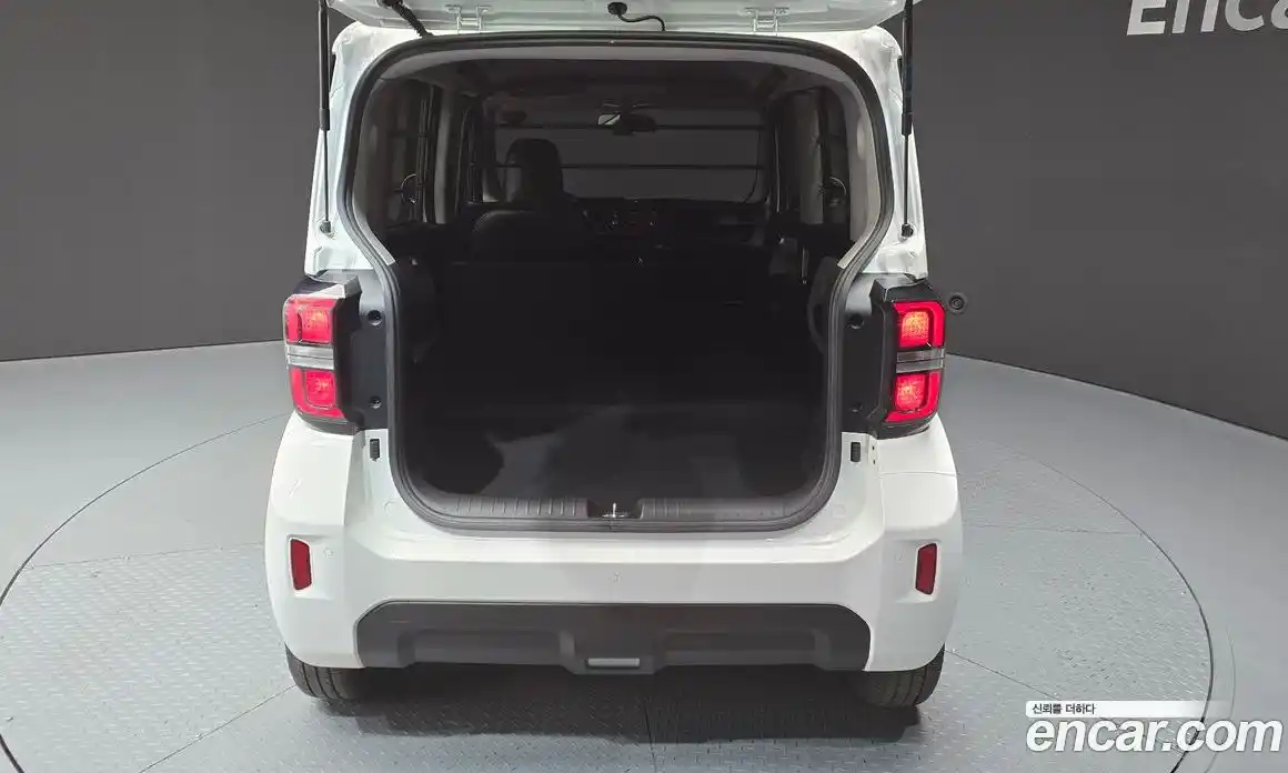 Kia Ray 2023 1.0 Автомат в Москве № 131424, фото 18