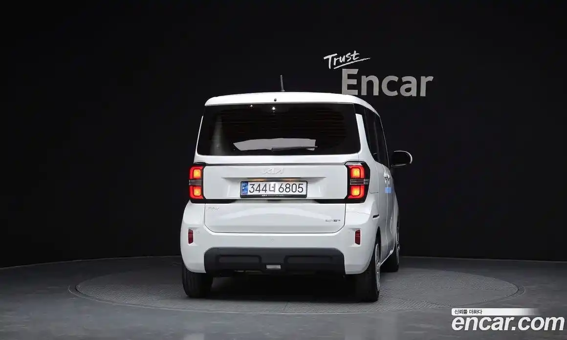 Kia Ray 2023 1.0 Автомат в Москве № 131424, фото 3