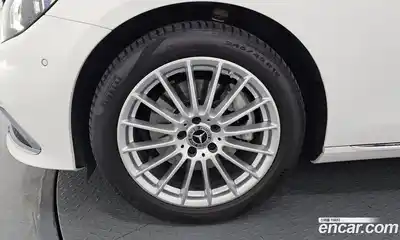 Mercedes-Benz E-Class 2022 2.0 Автомат в Москве № 139951, миниатюра 11