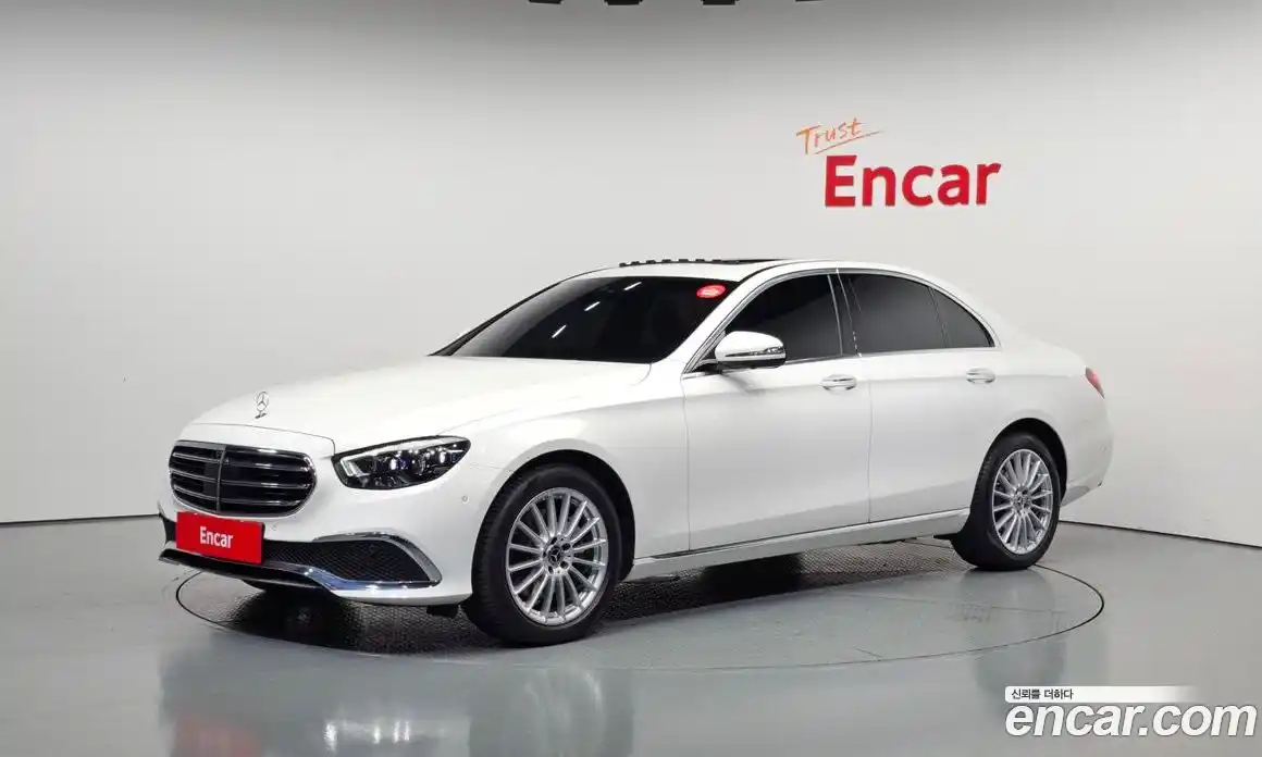 Mercedes-Benz E-Class 2022 2.0 Автомат в Москве № 139951, фото 15