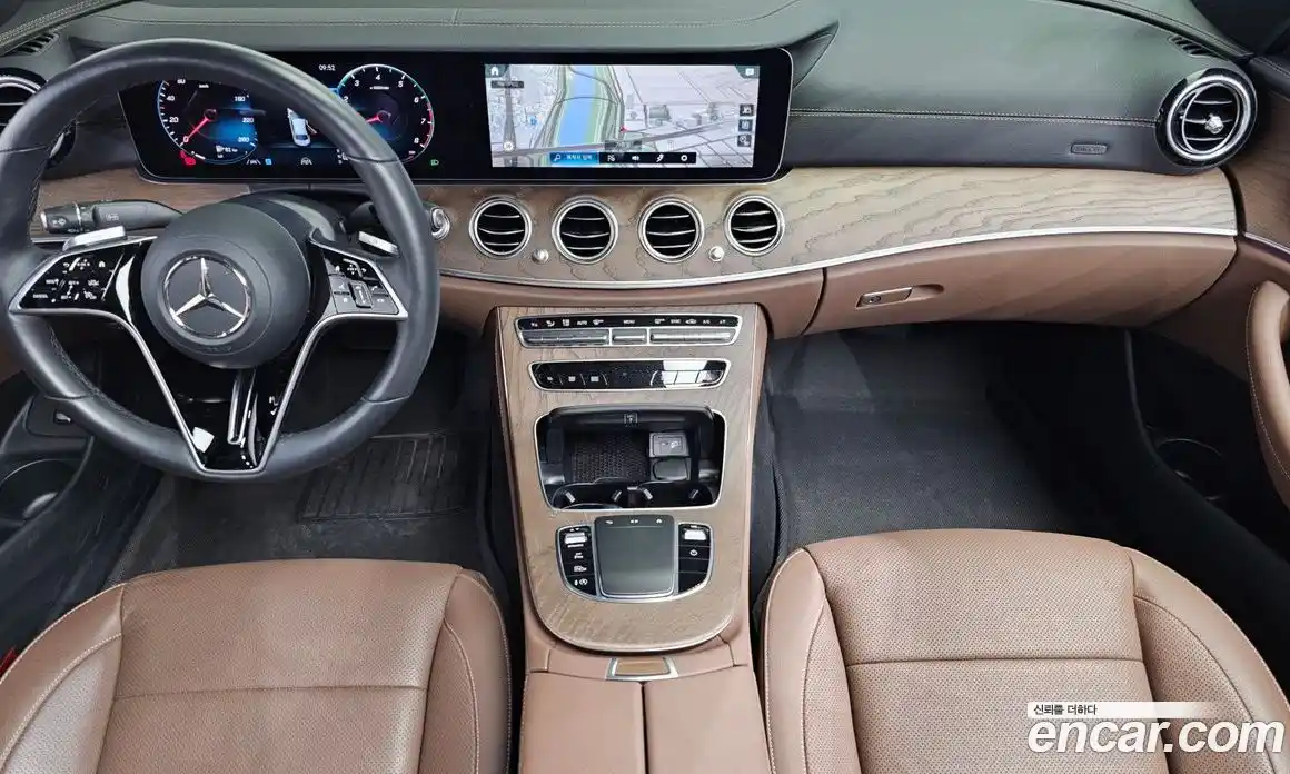 Mercedes-Benz E-Class 2022 2.0 Автомат в Москве № 139951, фото 4