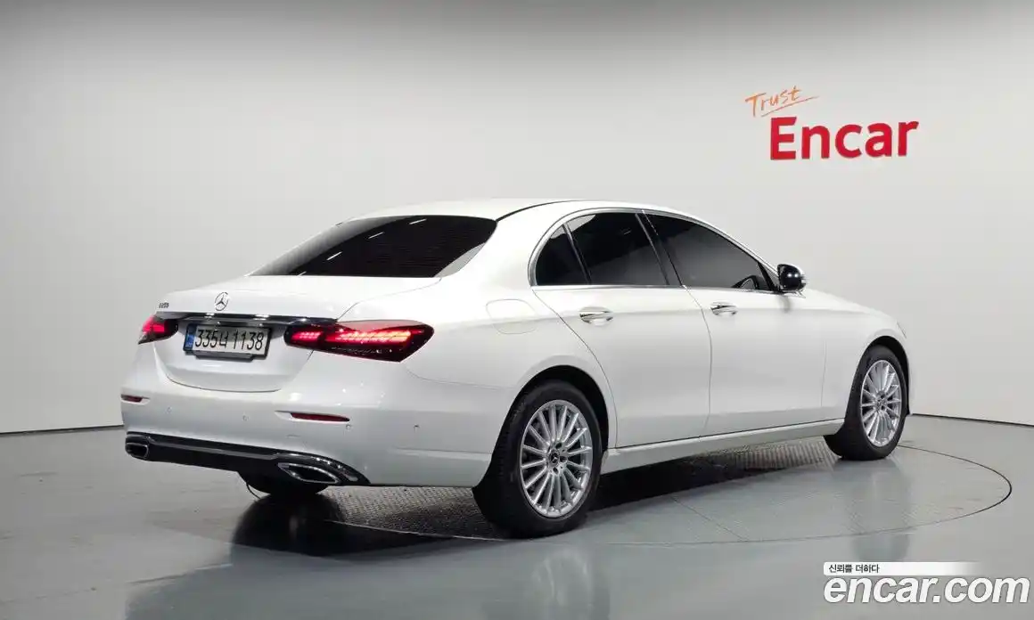 Mercedes-Benz E-Class 2022 2.0 Автомат в Москве № 139951, фото 7