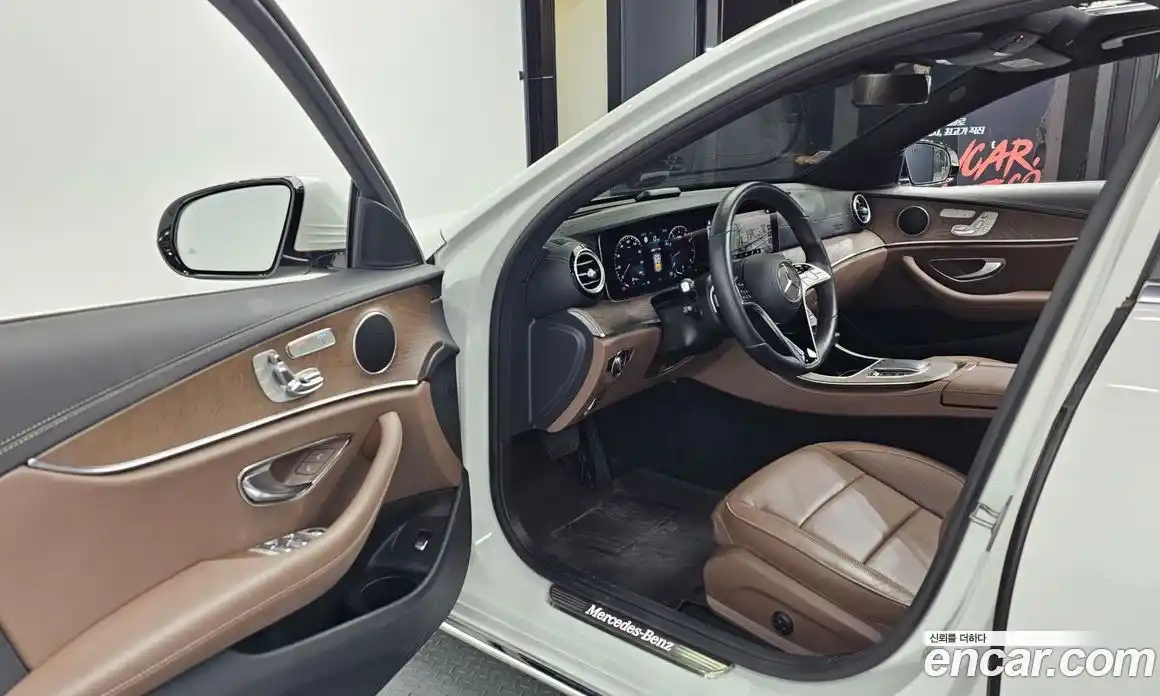 Mercedes-Benz E-Class 2022 2.0 Автомат в Москве № 139951, фото 10