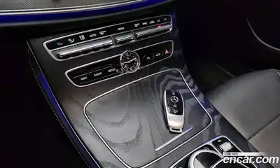 Mercedes-Benz E-Class 2020 2.0 Автомат в Москве № 140110, миниатюра 12