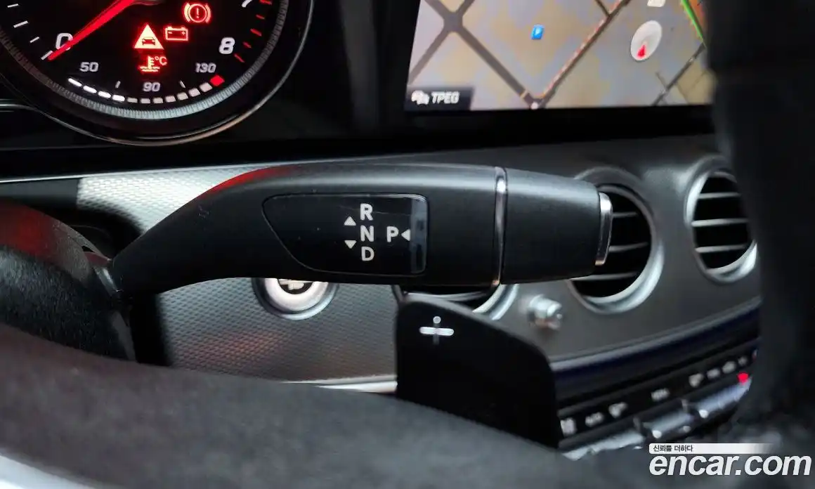 Mercedes-Benz E-Class 2020 2.0 Автомат в Москве № 140110, фото 10