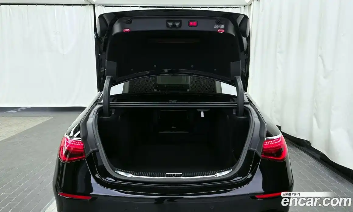 Mercedes-Benz S-Class 2024 3.0 Автомат в Москве № 141763, фото 20