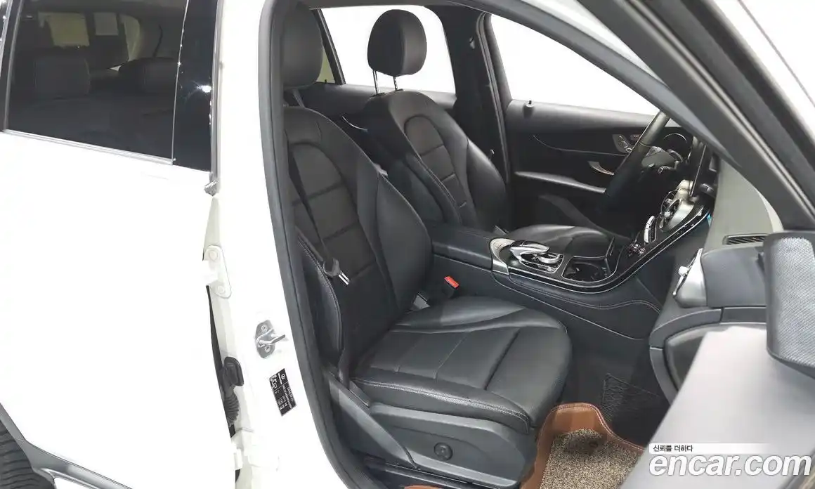 Mercedes-Benz GLC-Class 2019 2.0 Автомат в Москве № 141981, фото 12