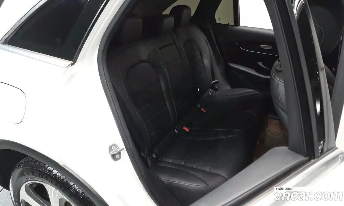 Mercedes-Benz GLC-Class 2019 2.0 Автомат в Москве № 141981, фото 16